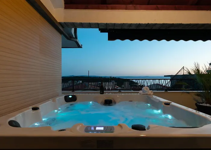 Lägenhet Luxury Nea *