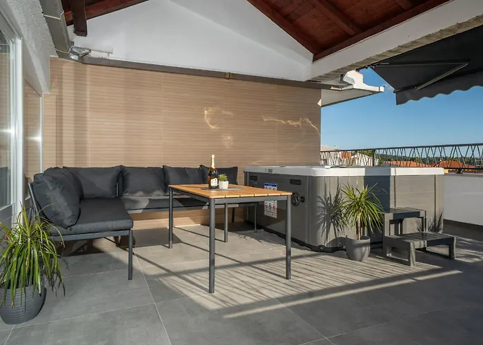 Luxury Nea * Makarska