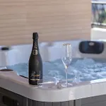 Apartment Penthouse Nea With Jacuzzi And Sea View *