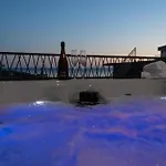 Apartment Penthouse Nea With Jacuzzi And Sea View