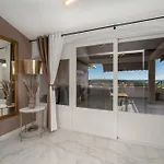 Apartment Penthouse Nea With Jacuzzi And Sea View *