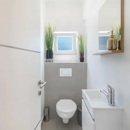 Luxury Dream House Nea With Jacuzzi Apartment *