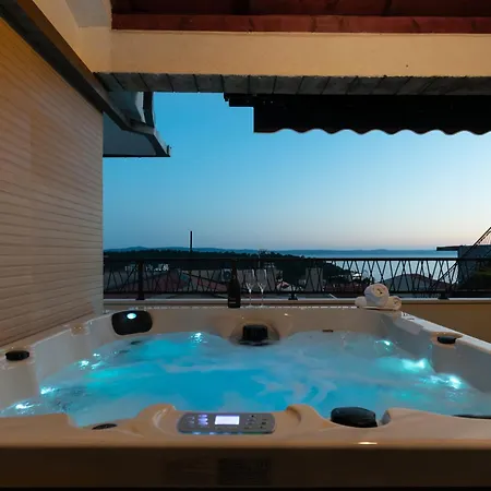 דירה Luxury Nea With Jacuzzi And Sea View *