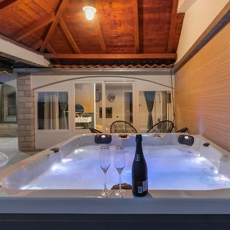 Luxury Nea * Makarska