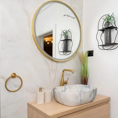 Luxury Nea 마카르스카