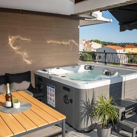 דירה Luxury Nea With Jacuzzi And Sea View *