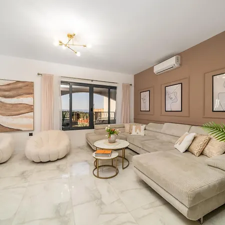 Luxury Nea With Jacuzzi And Sea View דירה