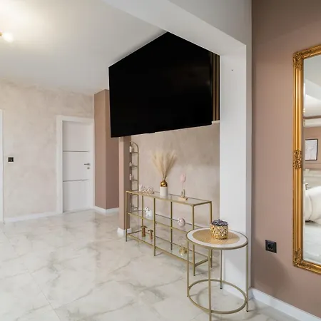 Luxury Nea With Jacuzzi And Sea View דירה
