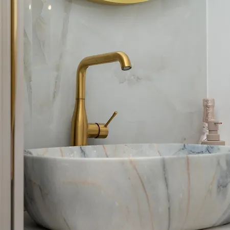 Luxury Nea With Jacuzzi And Sea View * מאקרסקה