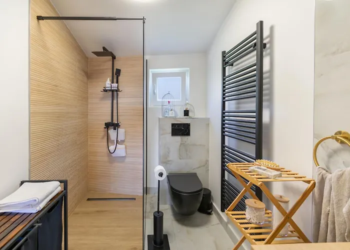 Luxury Nea Appartement *