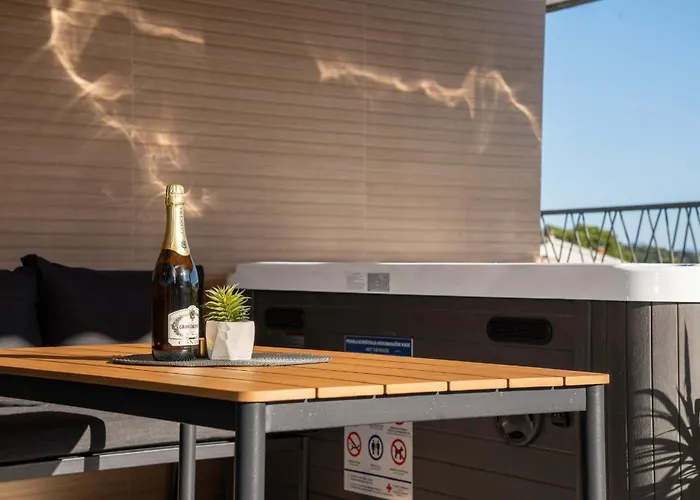 Luxury Nea Lejlighed *